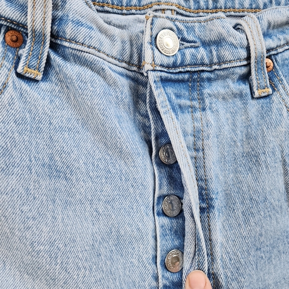Levi's Ribecage Premium Straight Tango Light Wash Crop Jeans - Picture 11 of 14
